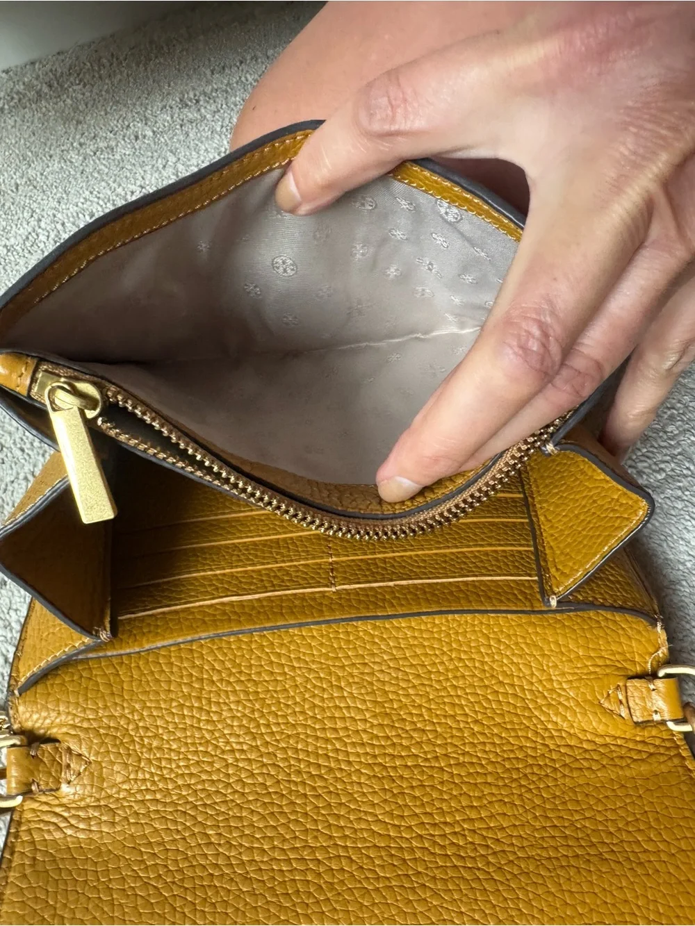 Tory Burch Pebbled Leather Crossbody Bag in Mustard Gold-Tone Logo